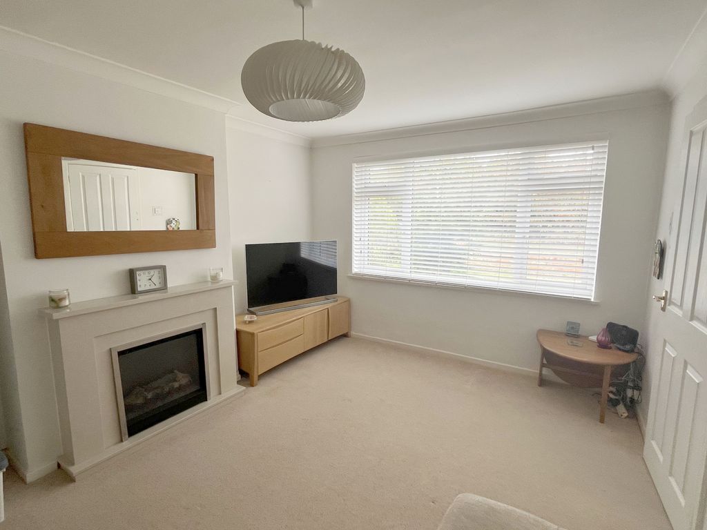 Property photo 3 of 18 Gallery