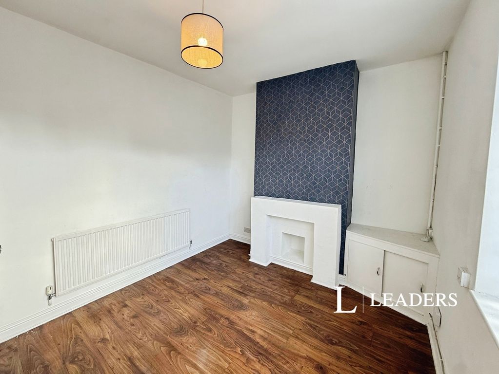 Property photo 2 of 10 Pbox-Img.Jpg