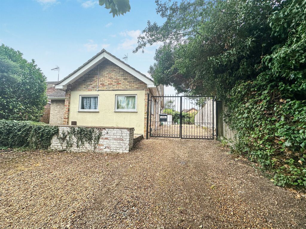 Property photo 1 of 14