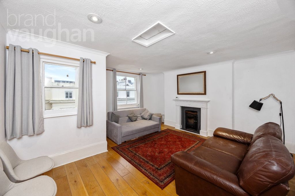 Property photo 3 of 20 Picture No. 03