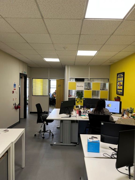 Property photo 3 of 11 21.Jpg