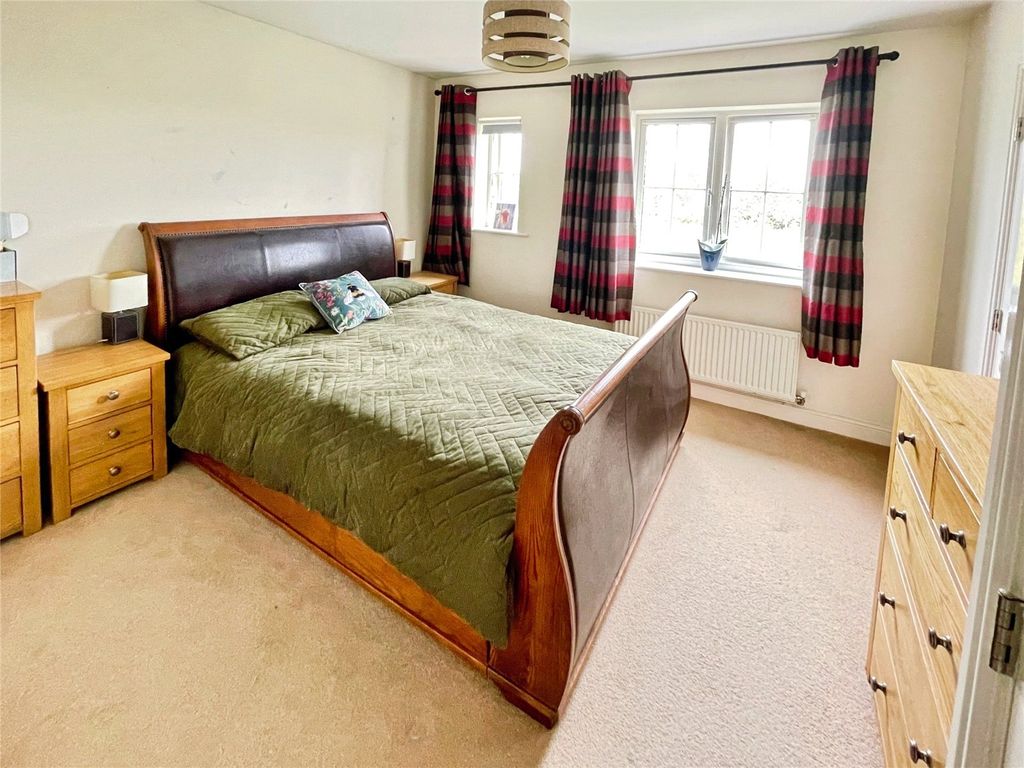 Property photo 2 of 13 Picture No. 22