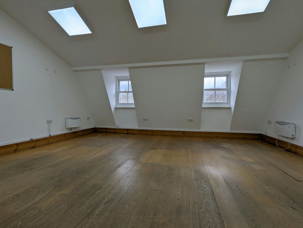 Property photo 1 of 11 Pxl_20250409_130818758.Jpg