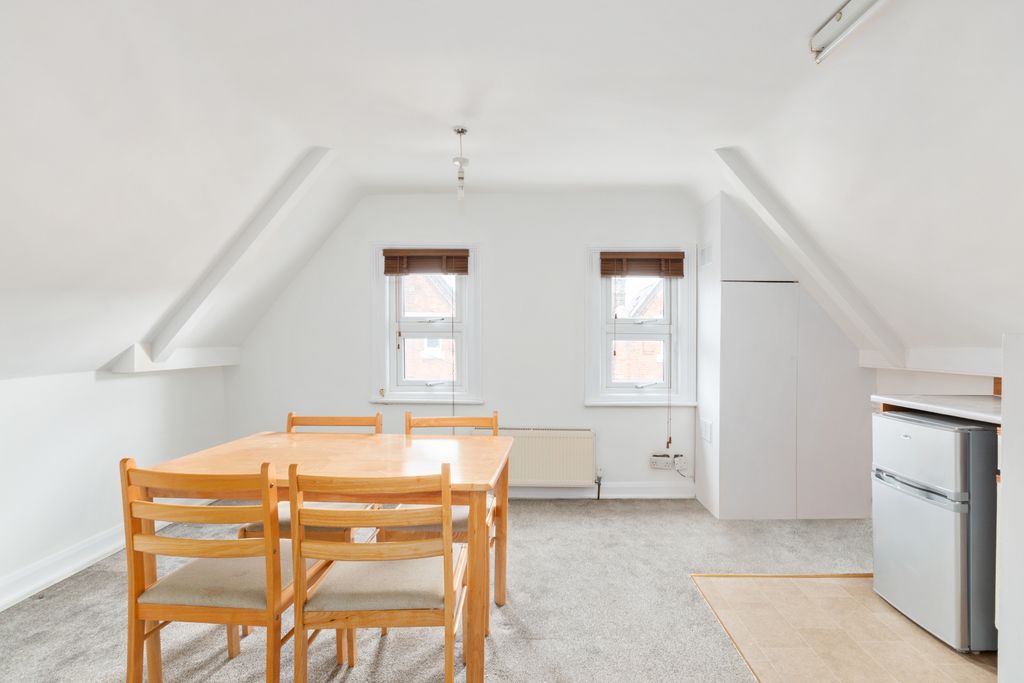 Property photo 1 of 8 1