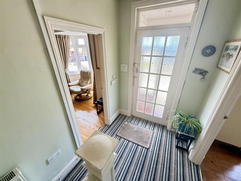 Property photo 3 of 34 Front Entrance Porch