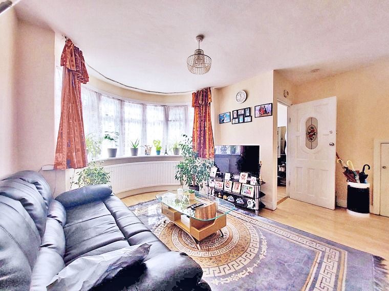 Property photo 2 of 14 5134951