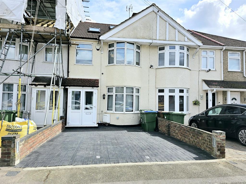 Property photo 1 of 14 Front