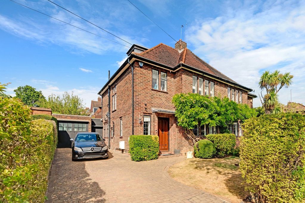 Property photo 1 of 16 Picture No. 35