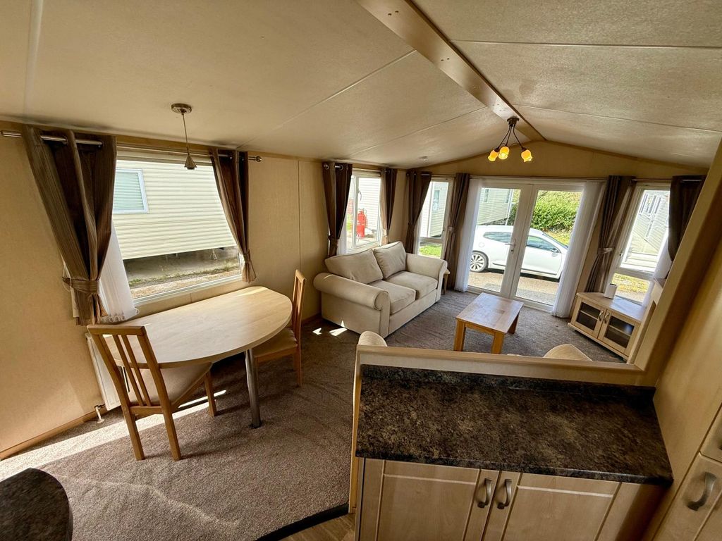 Property photo 2 of 12 Whatsapp Image 2025 11 07 At 10.48.15 (3)