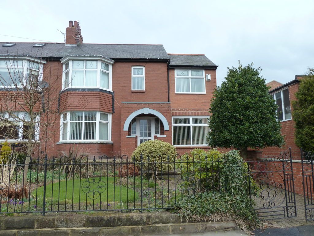 Property photo 1 of 9