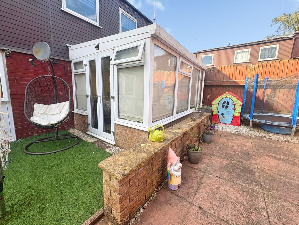 Property photo 3 of 16 Outside