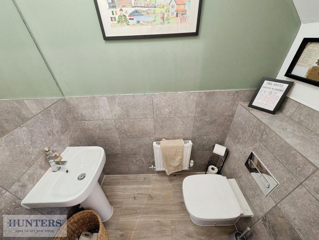 Property photo 3 of 20 Ground Floor W/C