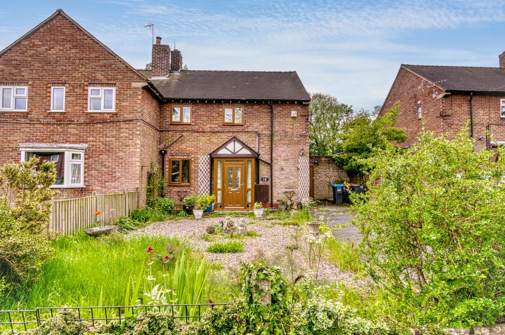 Property photo 1 of 21 12 Moss Drive, Manley, Frodsham, Cheshire, Wa6 9Jj