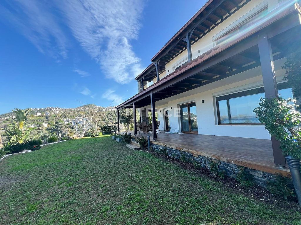 Property photo 3 of 16