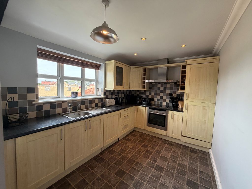 Property photo 1 of 6 Kitchen