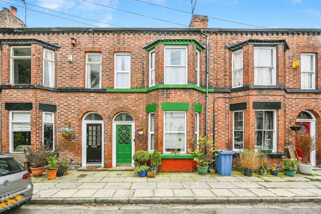 Property photo 1 of 12