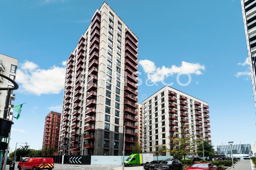 Property photo 1 of 1