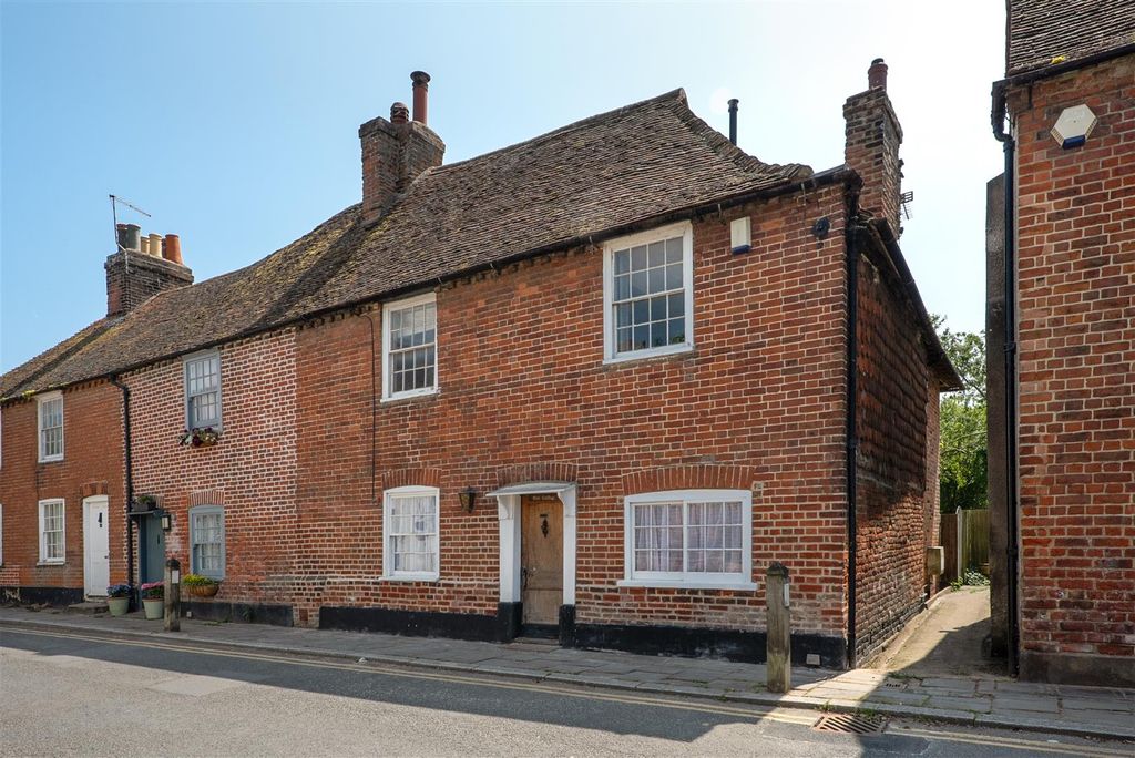 Property photo 1 of 18 King Street, Fordwich, Canterbury