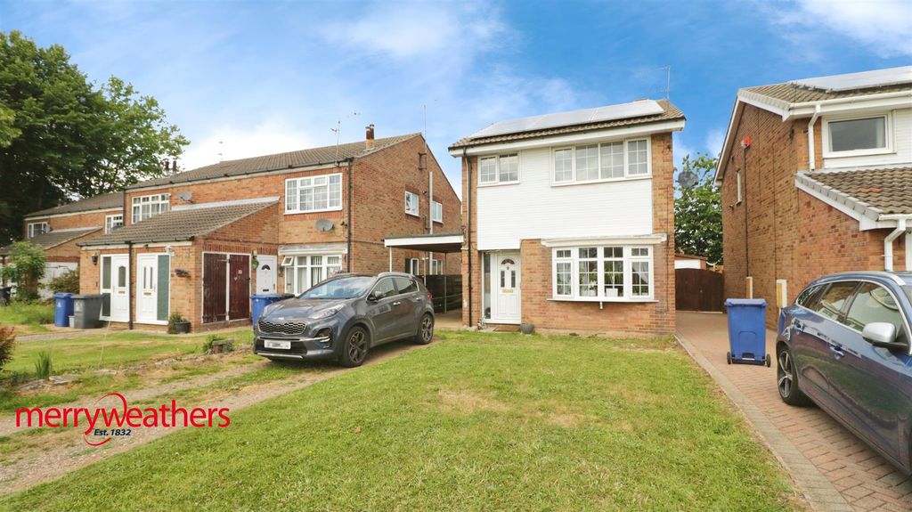 Property photo 1 of 11