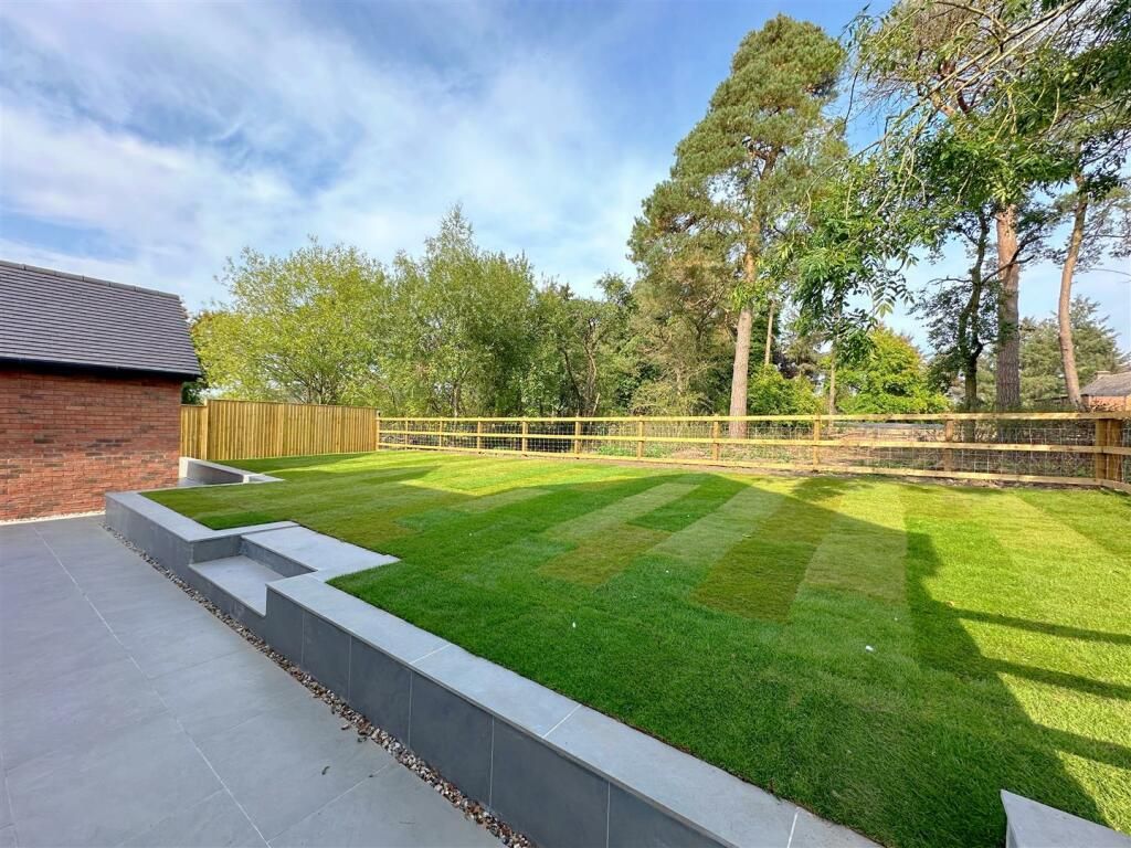 Property photo 3 of 26