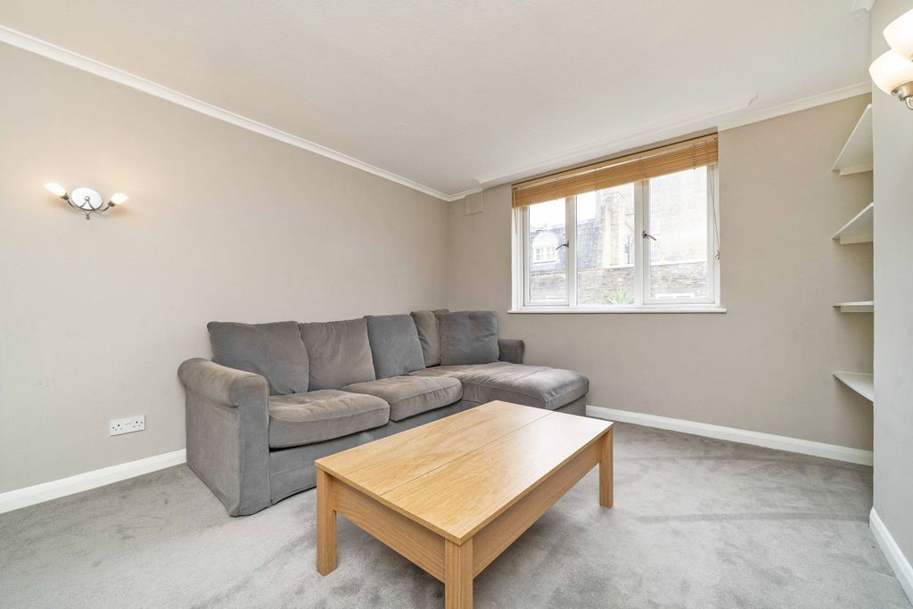 Property photo 3 of 14