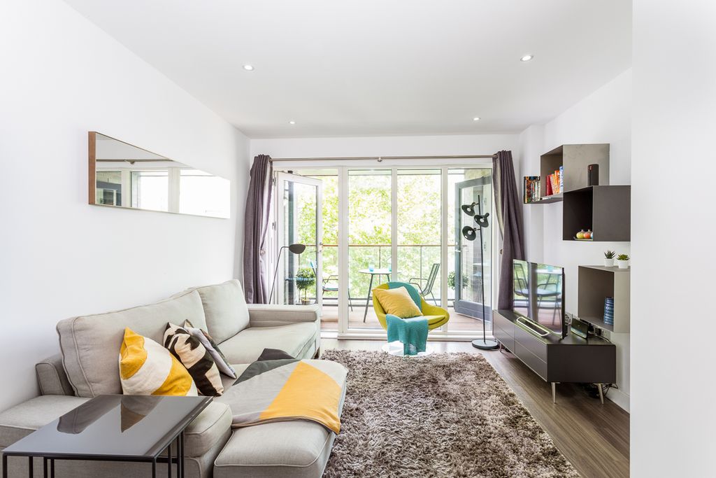 Property photo 1 of 28