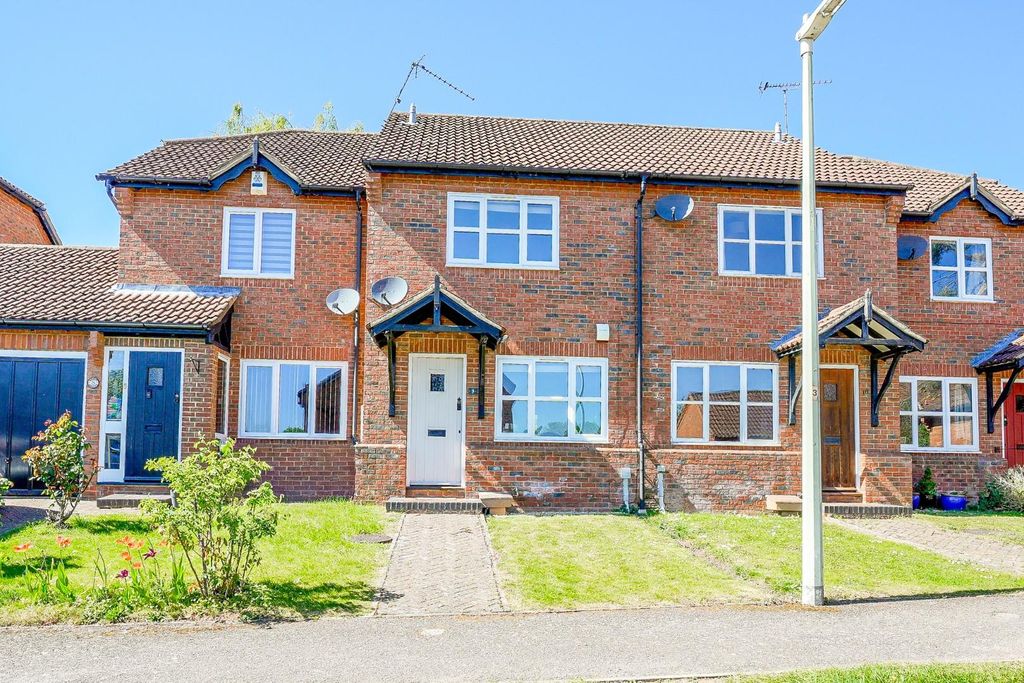 Property photo 1 of 17