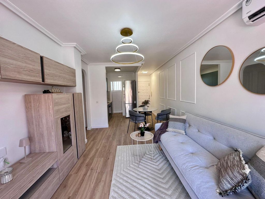 Property photo 1 of 40