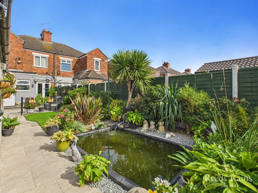 Property photo 2 of 31 Rear Garden