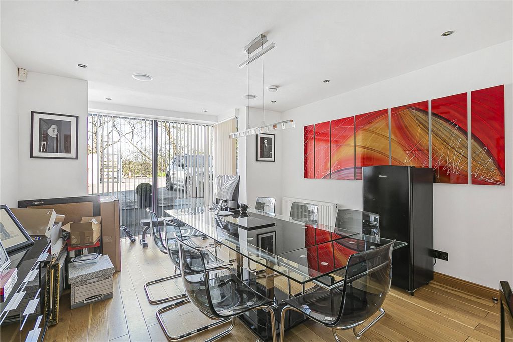 Property photo 3 of 22 Picture No. 41