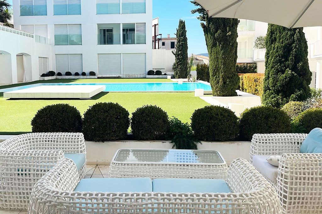 Property photo 1 of 13 01.Jpg