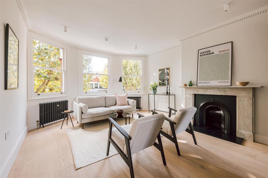 Property photo 2 of 39 Aberdeen Road, N5
