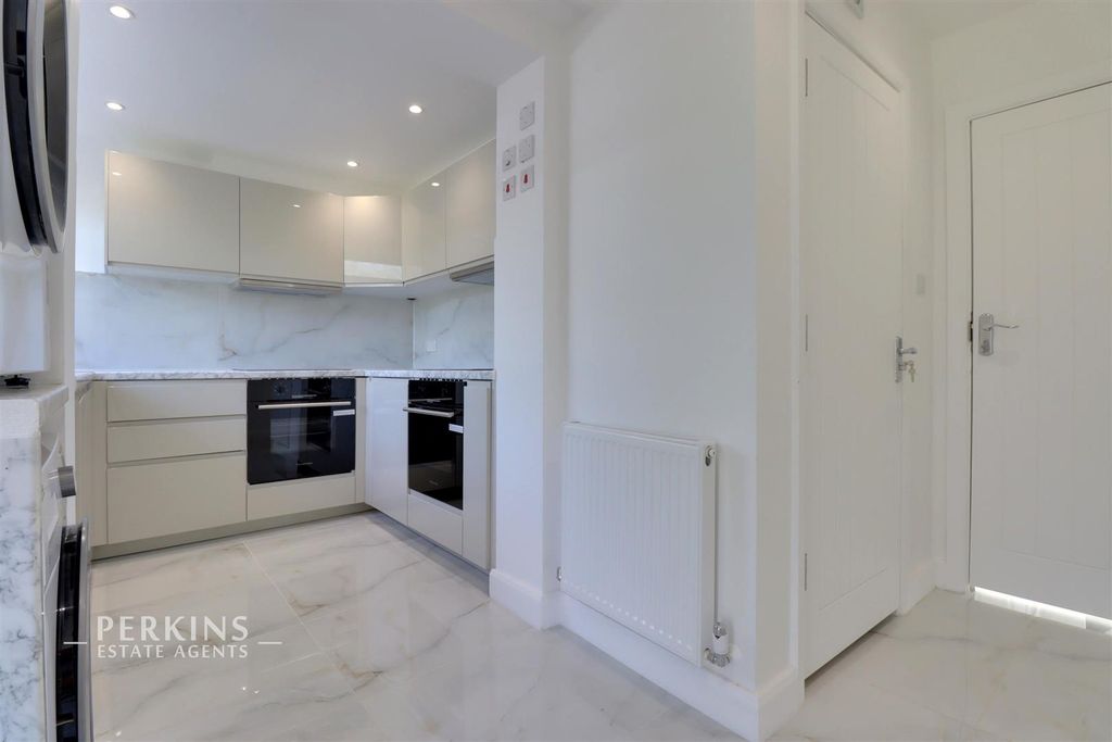 Property photo 3 of 4 K.Jpg
