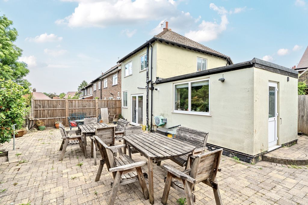 Property photo 2 of 20 1459884-3-6A0d826...