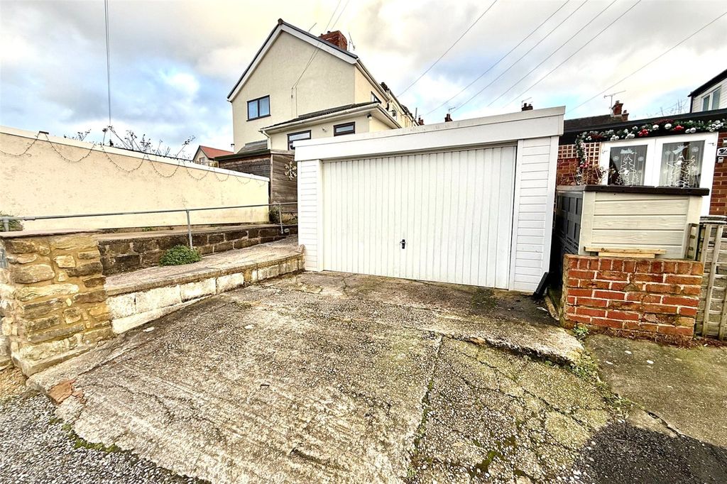 Property photo 3 of 10 Picture No. 11