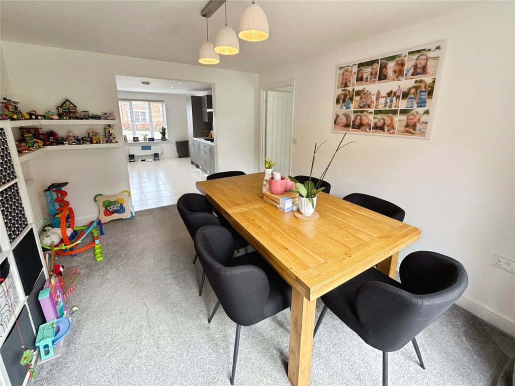 Property photo 3 of 22 Dining Room