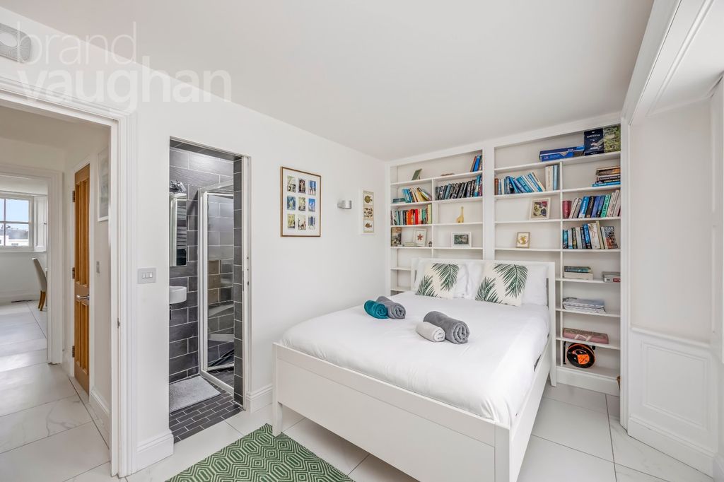 Additional image 17 of 3 bed flat for saleSussex Square, Brighton, East Sussex BN2