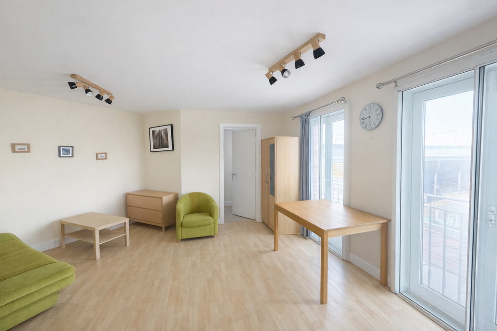 Property photo 2 of 8