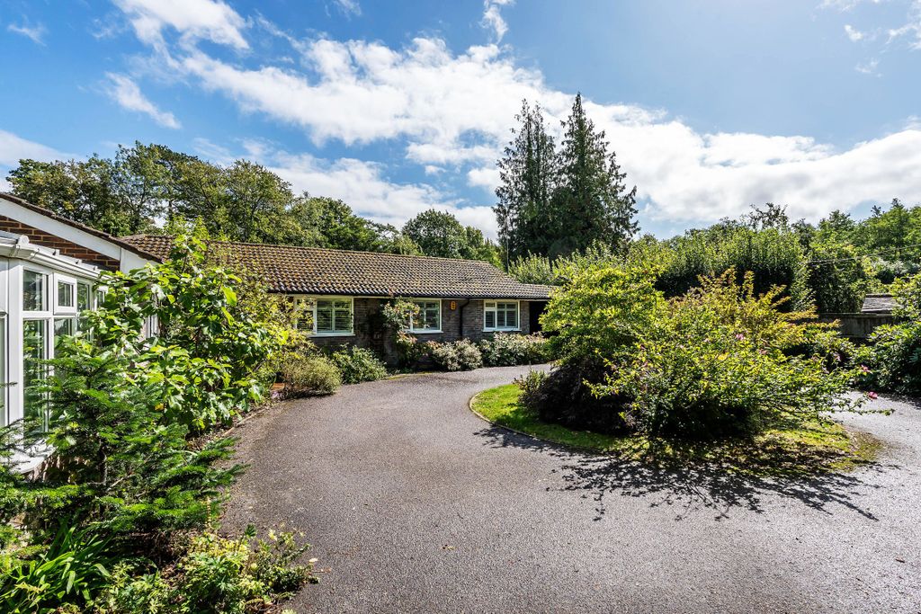 Property photo 1 of 36