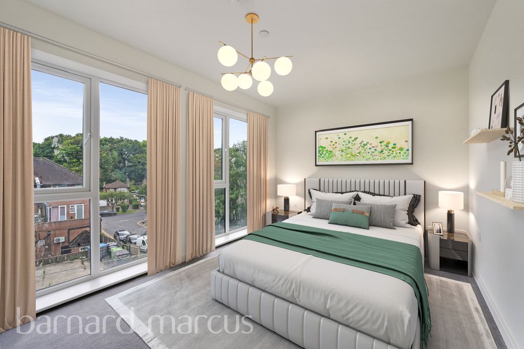 Property photo 2 of 10 Master Bedroom