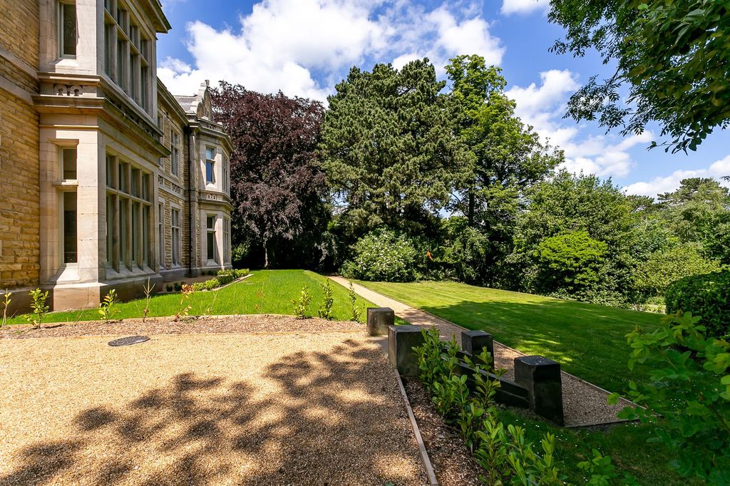 Additional image 10 of 2 bed flat to rentRipon HG4