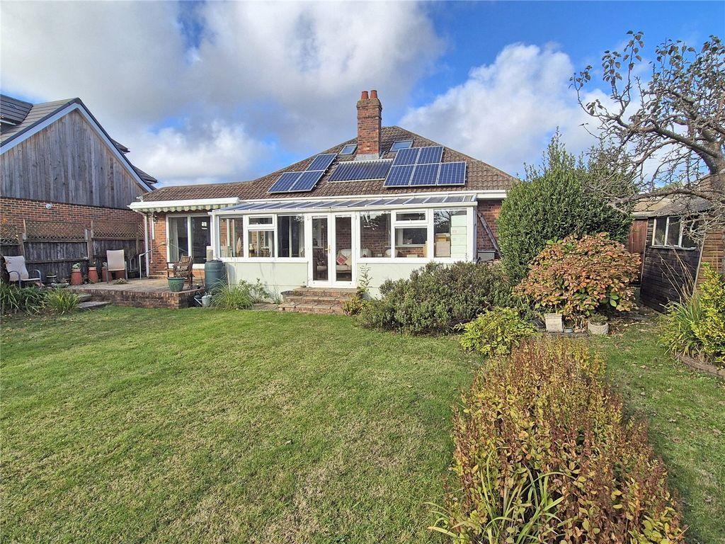 Property photo 2 of 14 Picture No. 20
