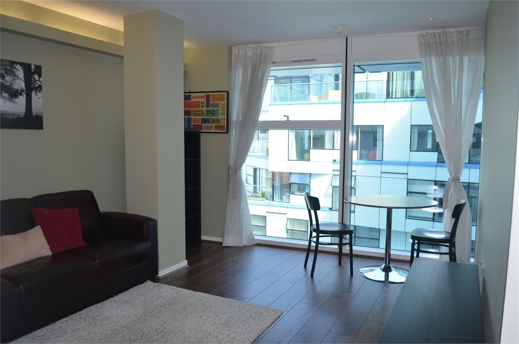 Property photo 2 of 7