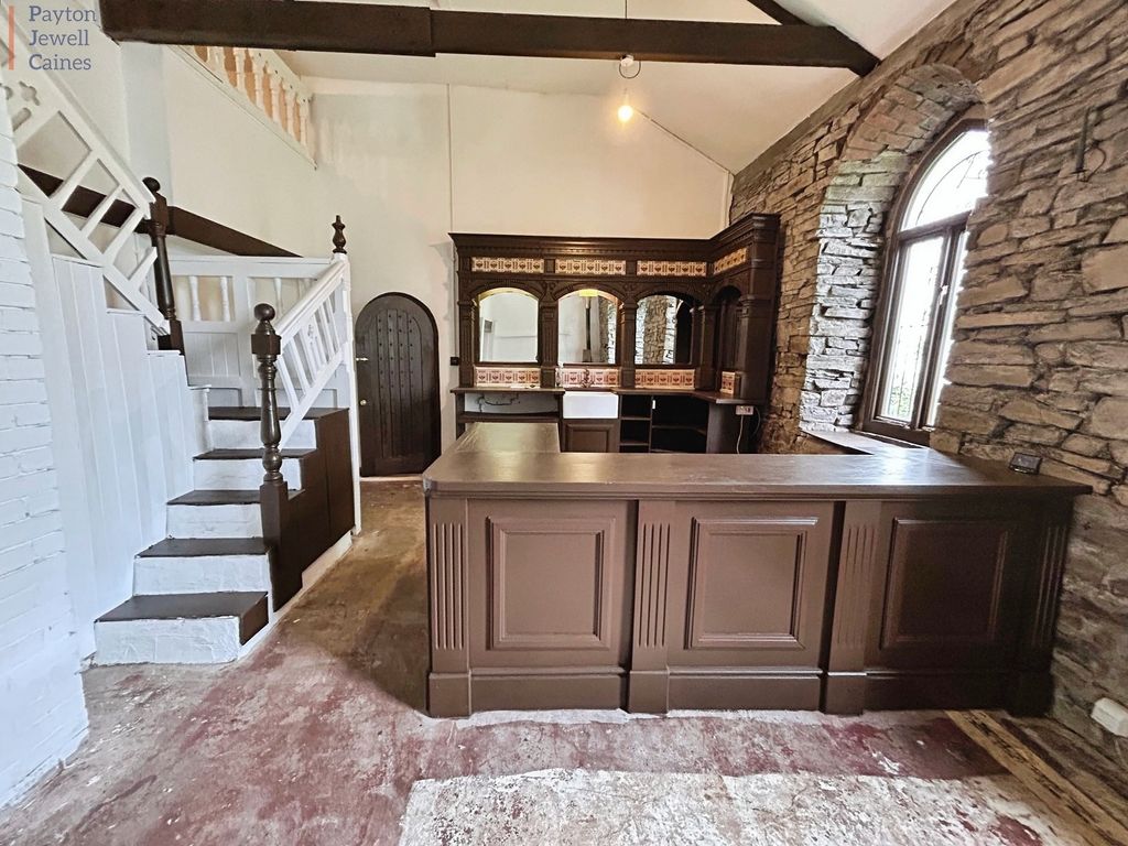 Property photo 3 of 12 Not Specified