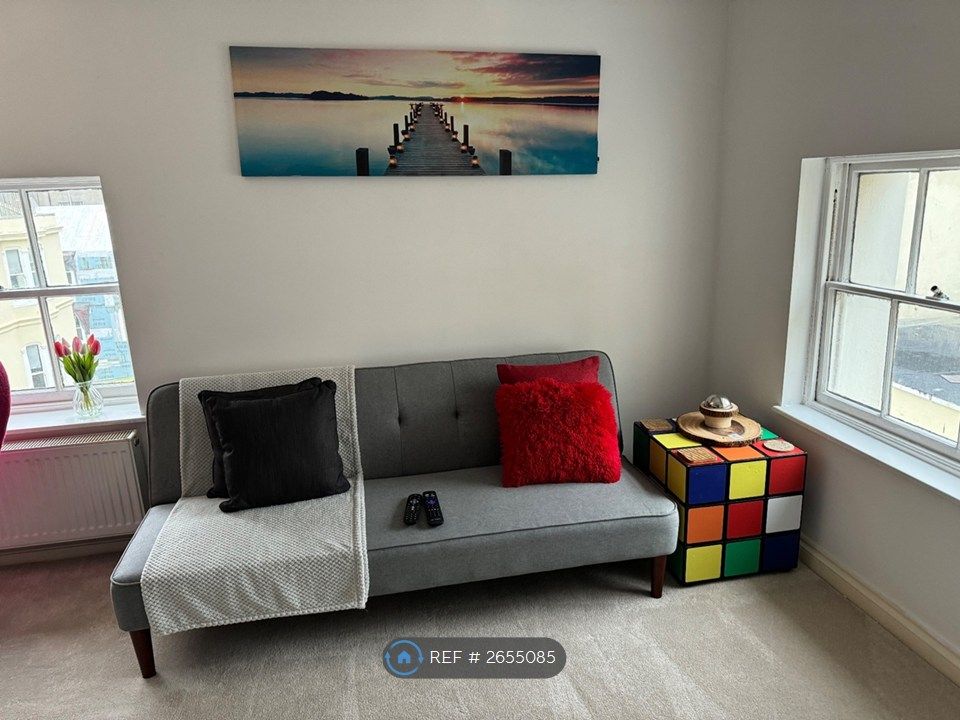 Property photo 2 of 7