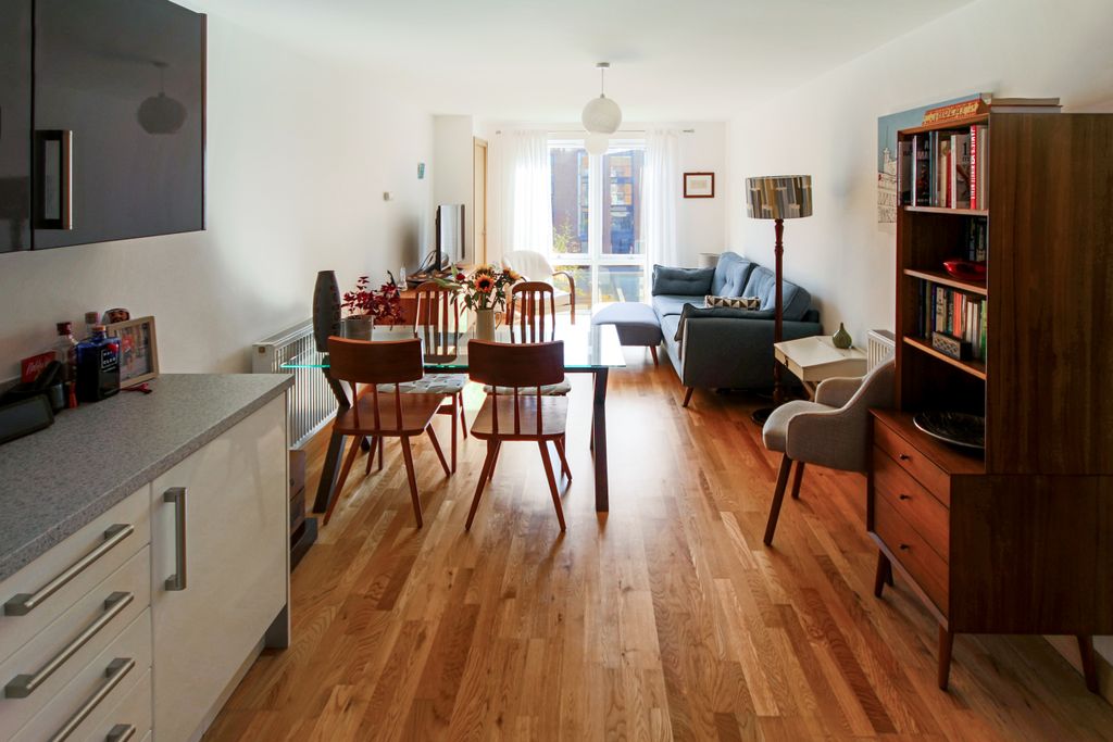 Property photo 2 of 7