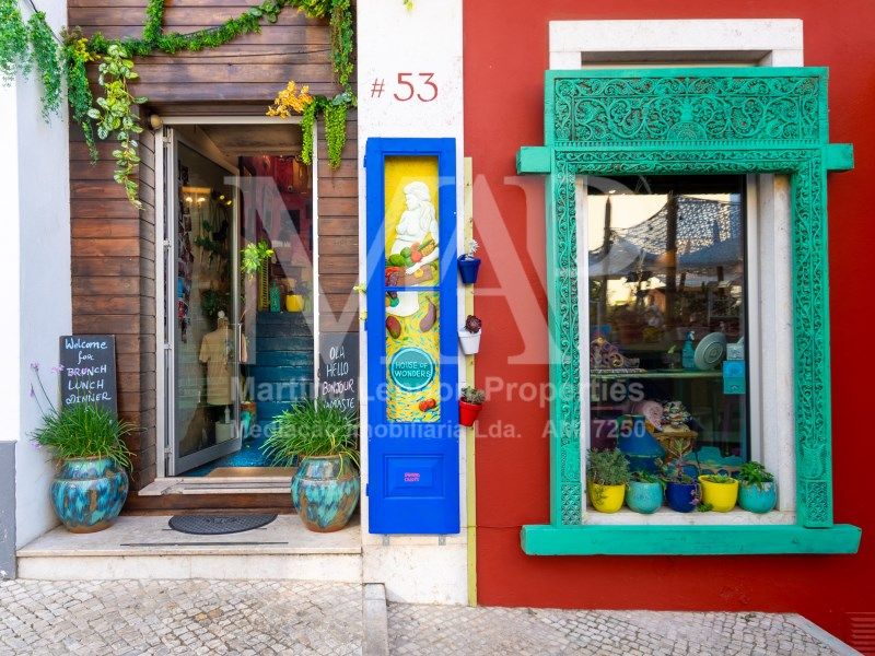 Property photo 1 of 25