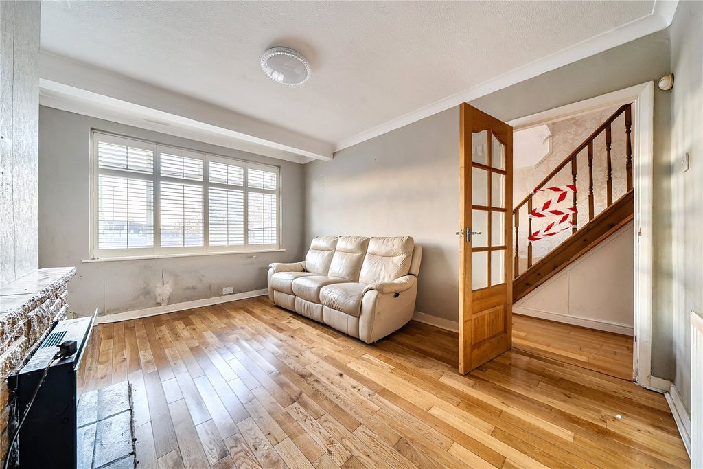 Property photo 2 of 19 Picture No. 23