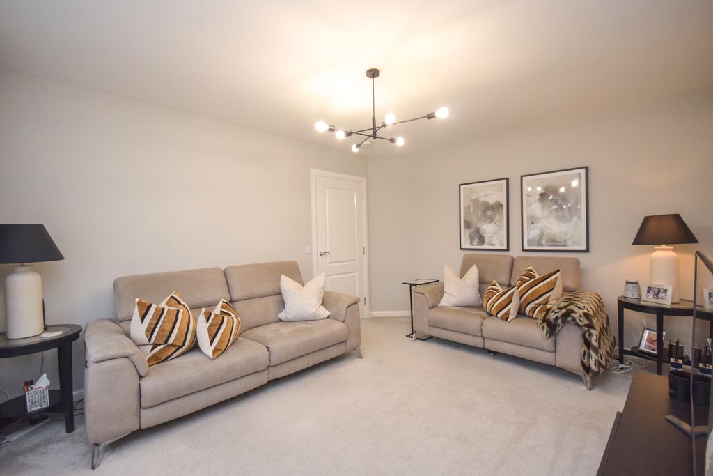 Property photo 3 of 26