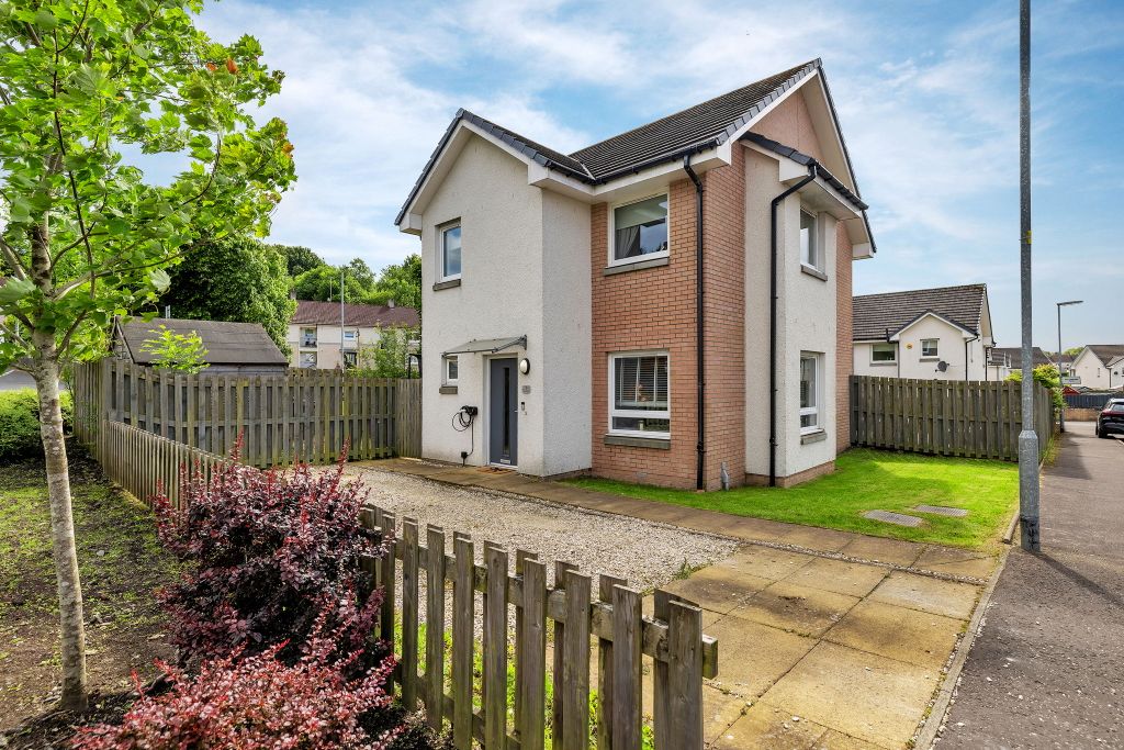 Property photo 1 of 33